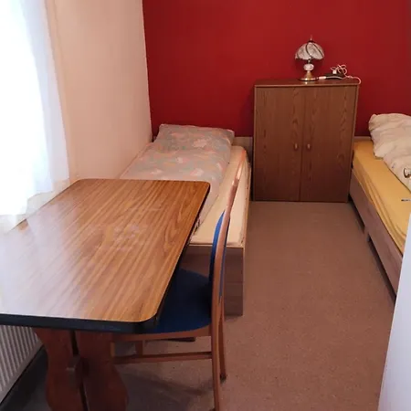 Apartamento Monteurwohnung Alleinnutzung 6 Personen *